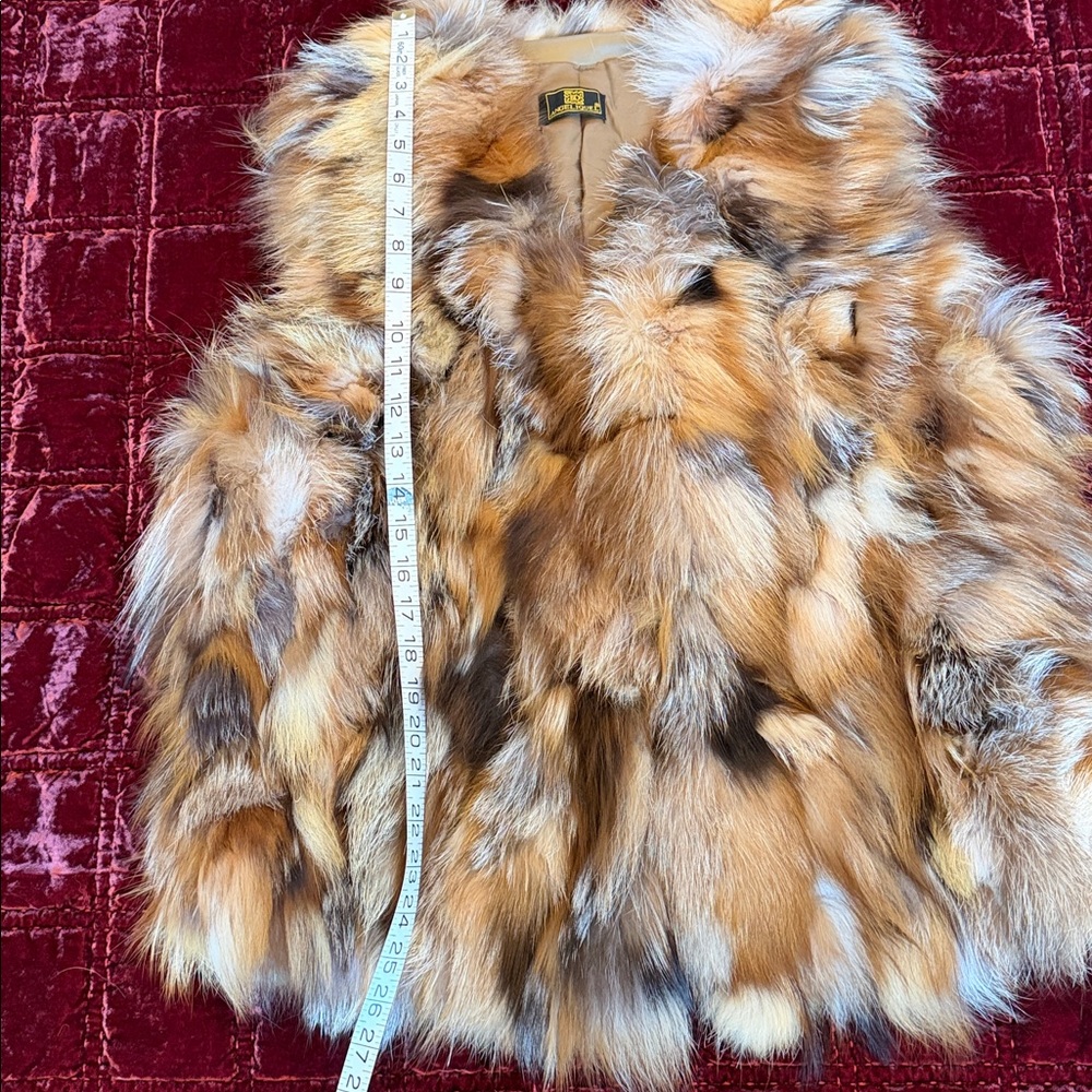 Fox Fur Vest - Picture 11 of 14